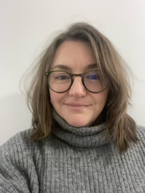 Ruth Bloomfield headshot